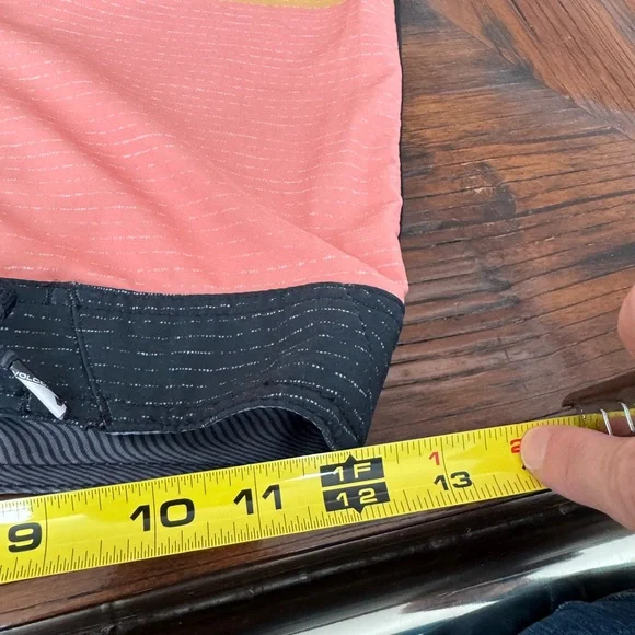 Volcom bundle - Picture 5 of 8